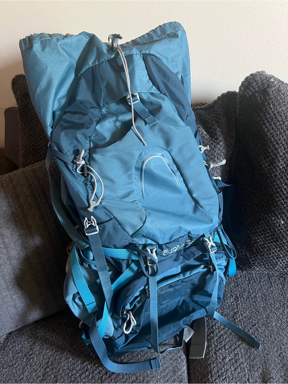 OSPREY AURA AG 50L Challenger Blue Anti-Gravity Backpack Hiking Outdoors 16-19in - Picture 10 of 14